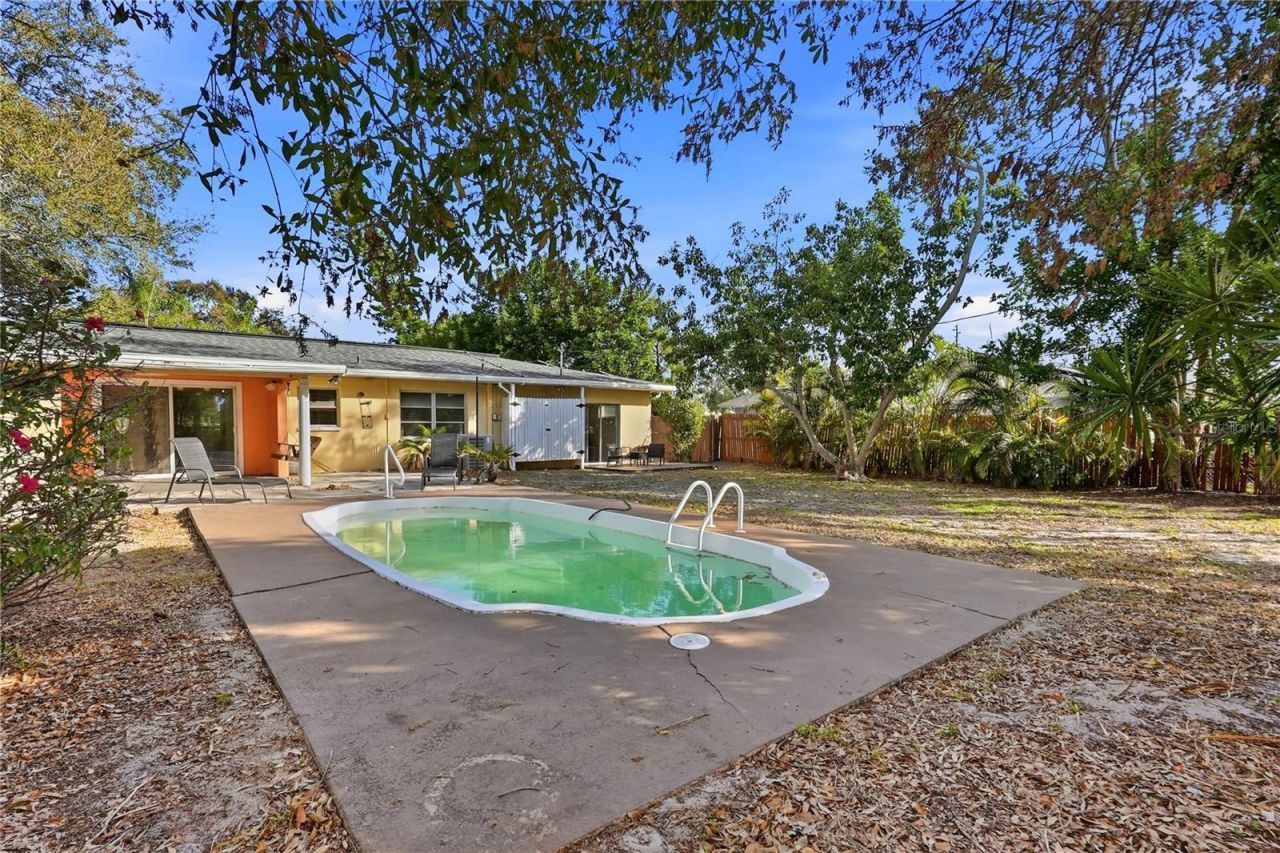 3515 Country Club Way S, Saint Petersburg, FL 33712 Photo