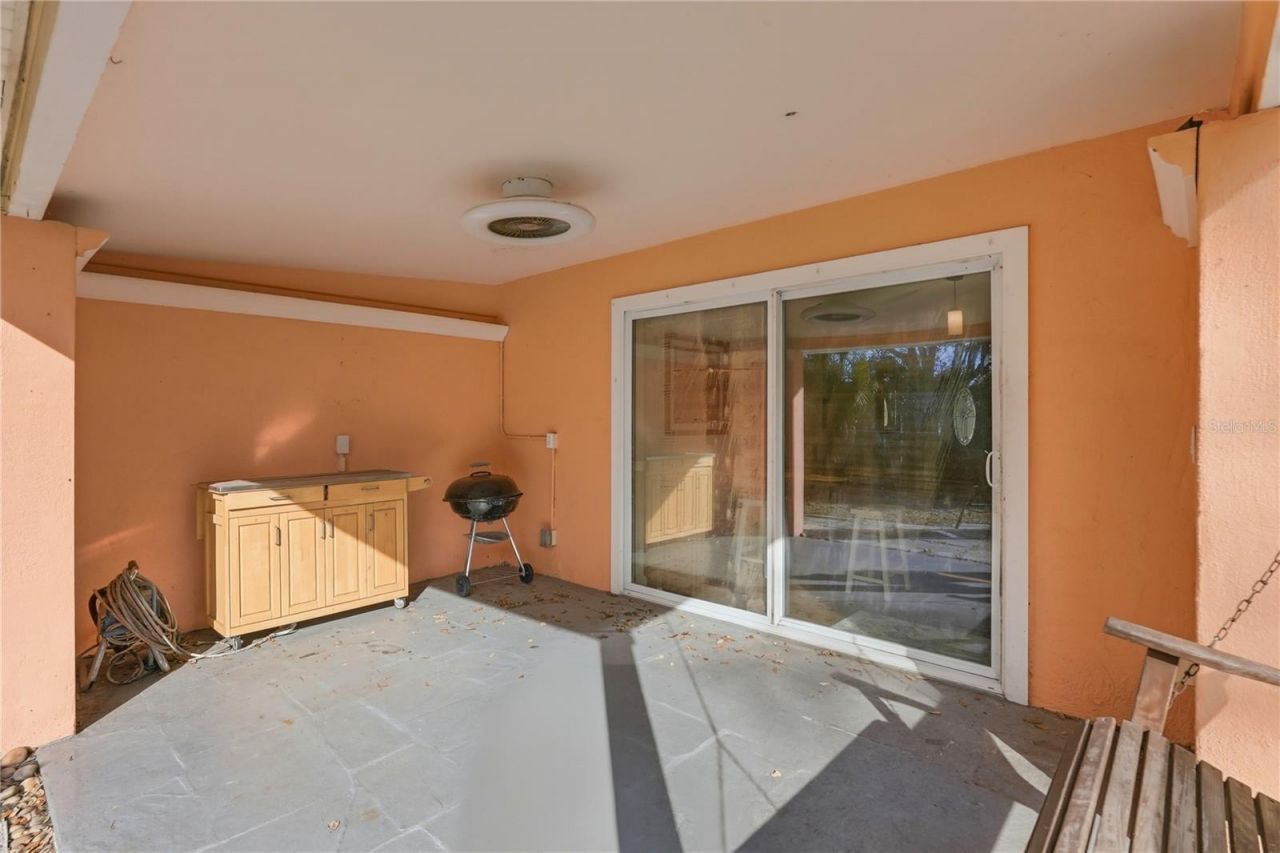 3515 Country Club Way S, Saint Petersburg, FL 33712 Photo