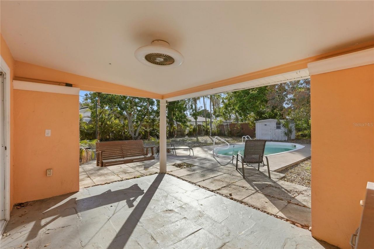 3515 Country Club Way S, Saint Petersburg, FL 33712 Photo