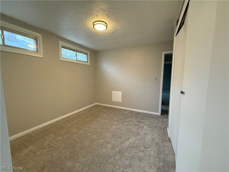 6751 Oakwood Road, Cleveland, OH 44130 Photo 22