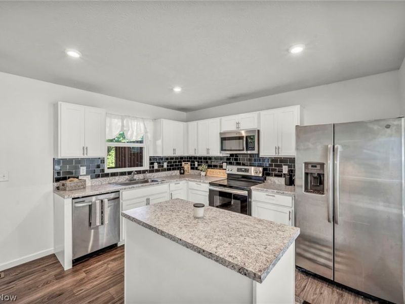 698 Pine Spring Drive, Painesville Township, OH 44077 Photo 12