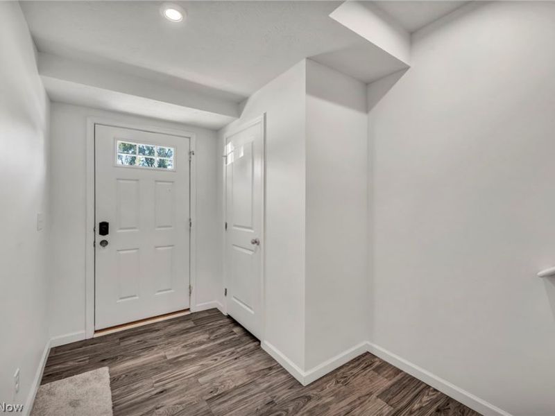 698 Pine Spring Drive, Painesville Township, OH 44077 Photo 8