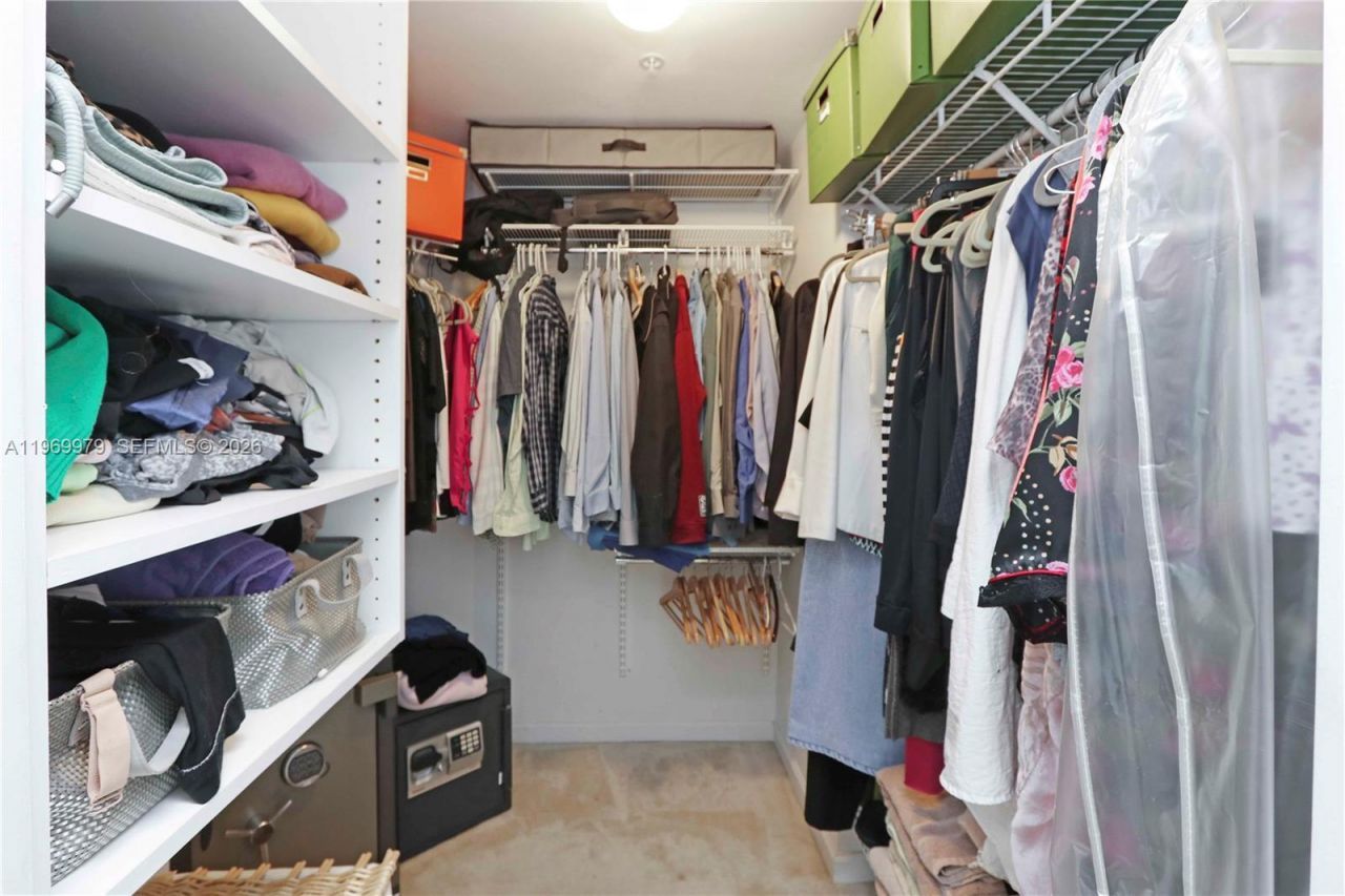 7910 Harbor Island Dr , Unit 405, North Bay Village, FL 33141 Photo