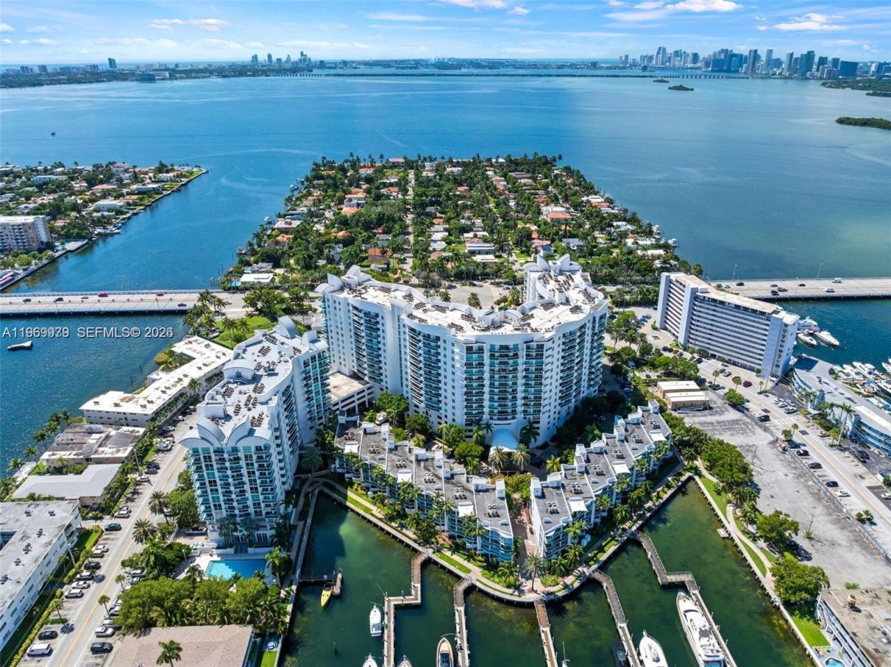 7910 Harbor Island Dr , Unit 405, North Bay Village, FL 33141 Photo