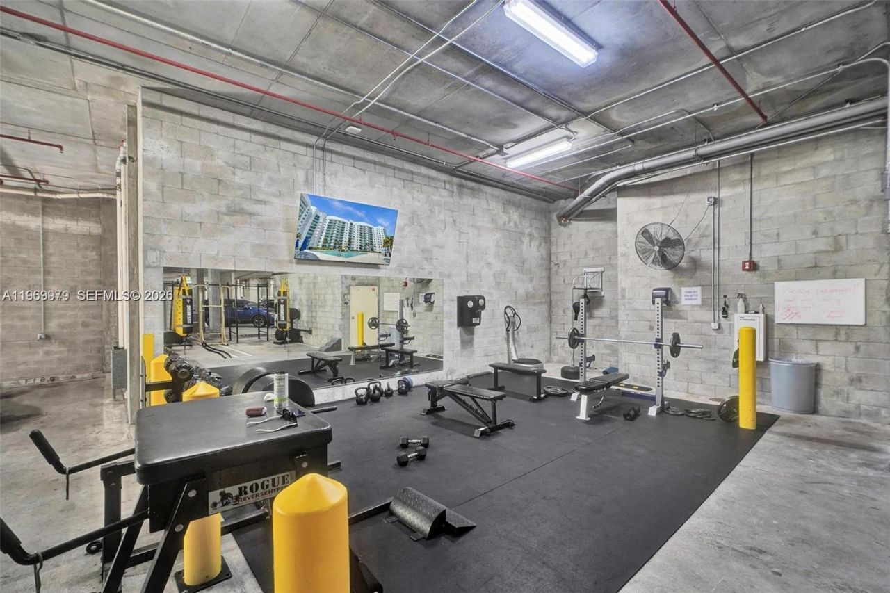 7910 Harbor Island Dr , Unit 405, North Bay Village, FL 33141 Photo