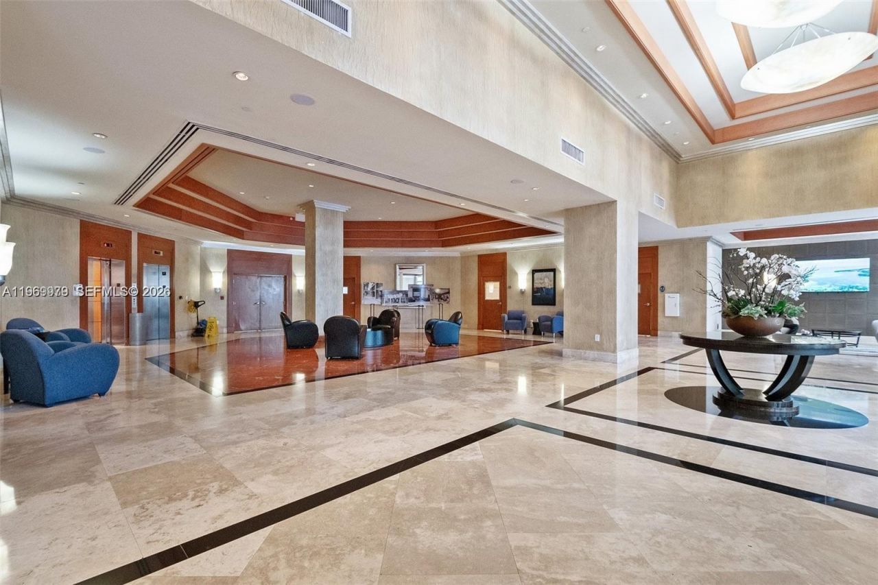 7910 Harbor Island Dr , Unit 405, North Bay Village, FL 33141 Photo