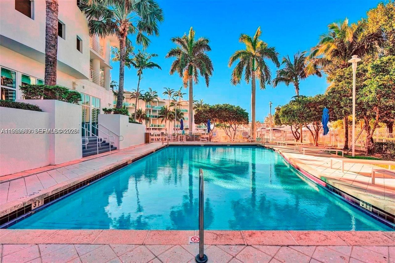 7910 Harbor Island Dr , Unit 405, North Bay Village, FL 33141 Photo