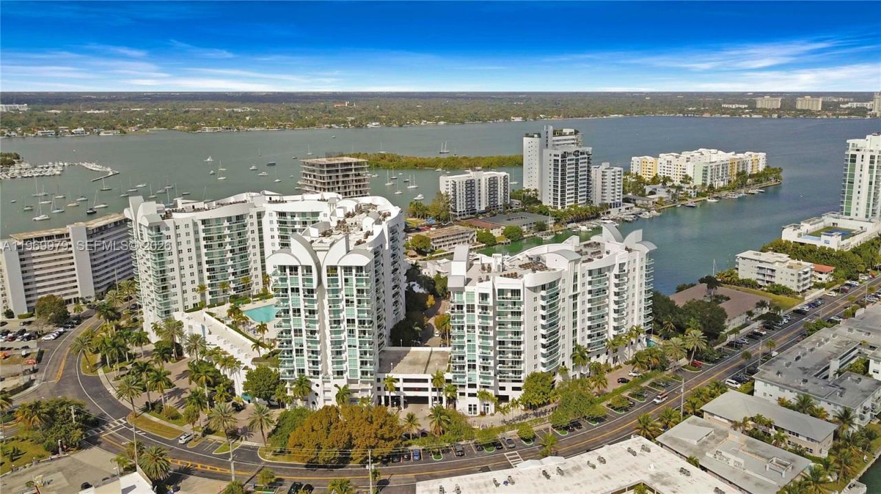 7910 Harbor Island Dr , Unit 405, North Bay Village, FL 33141 Photo