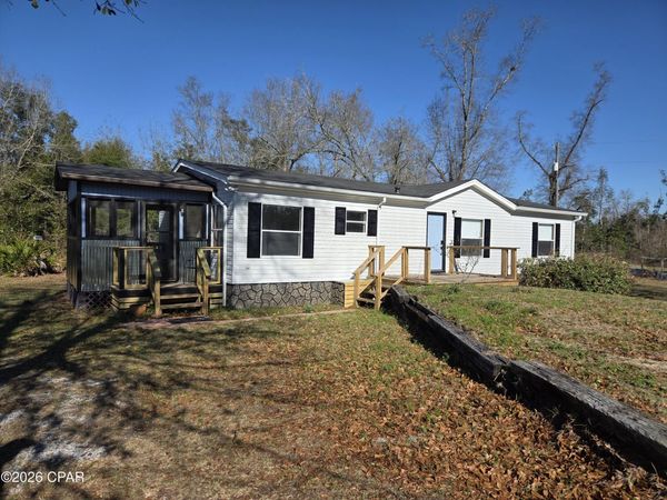 8921 Kingswood Road , Southport, FL 32409