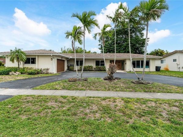 4000 N 41st Ct, Hollywood, FL 33021