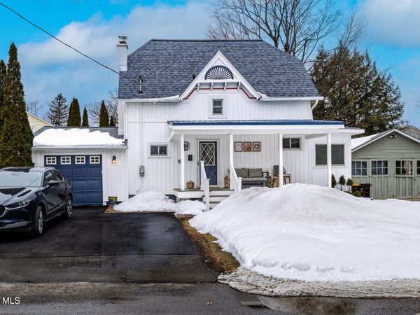 5 Southeast Street, Saratoga Springs, NY 12866