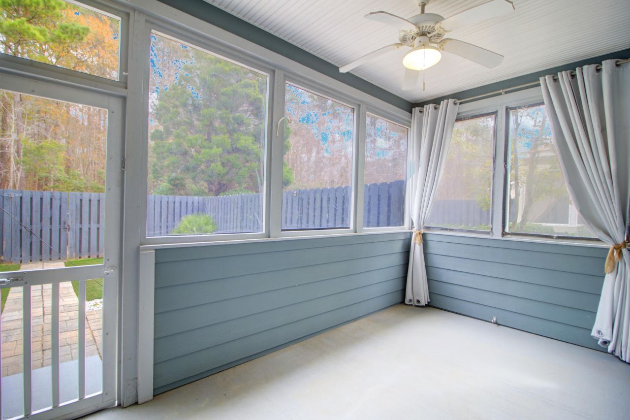 2380 Kings Gate Lane Photo 21