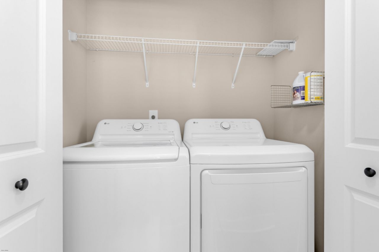 2380 Kings Gate Lane Photo 27