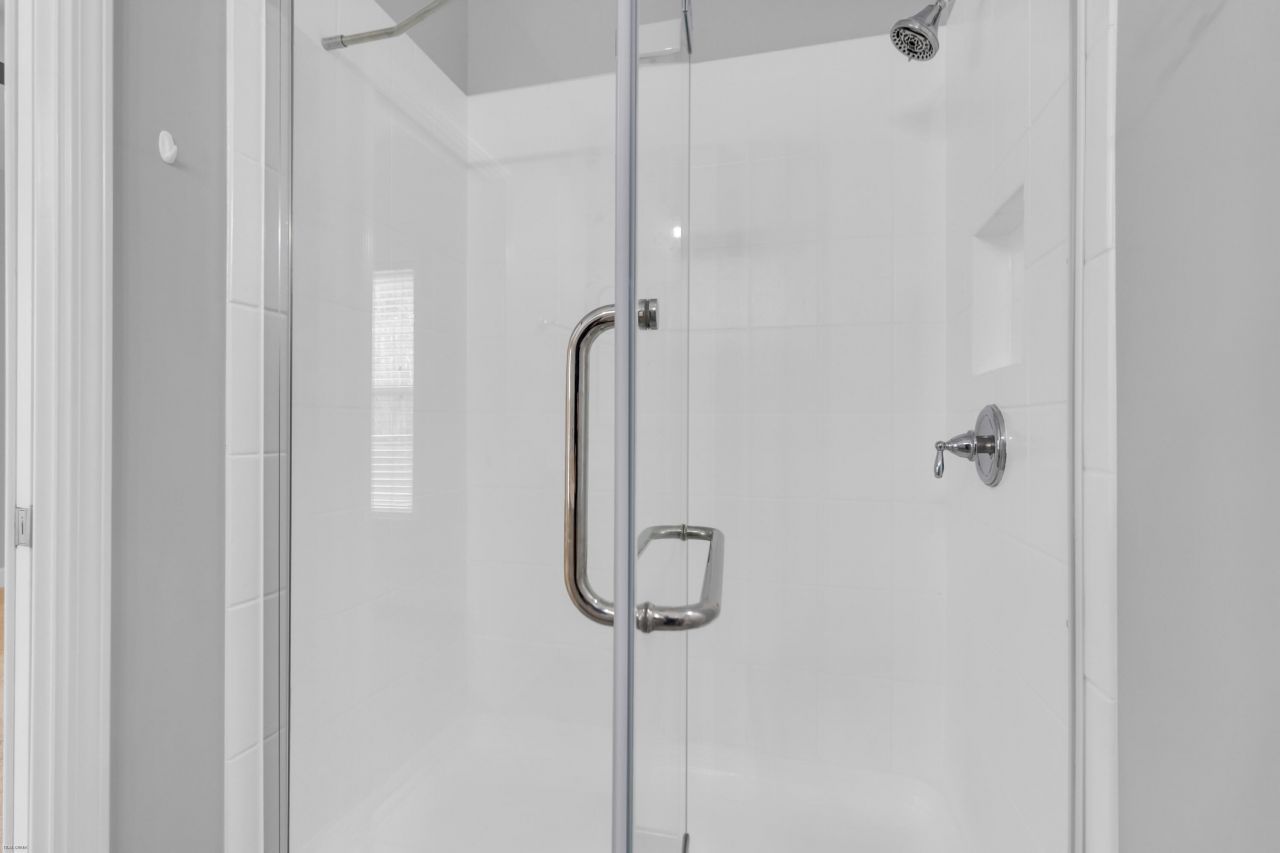 2380 Kings Gate Lane Photo 40