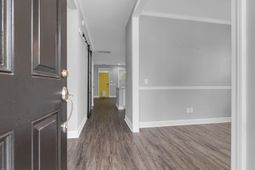 2380 Kings Gate Lane photo 4