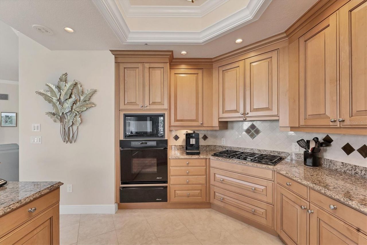 1300 Benjamin Franklin Drive, Unit 304, Sarasota, FL 34236 Photo