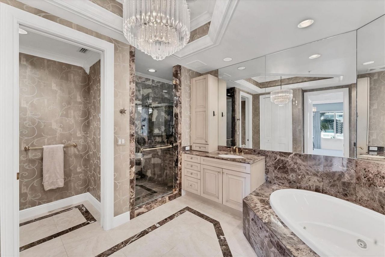 1300 Benjamin Franklin Drive, Unit 304, Sarasota, FL 34236 Photo