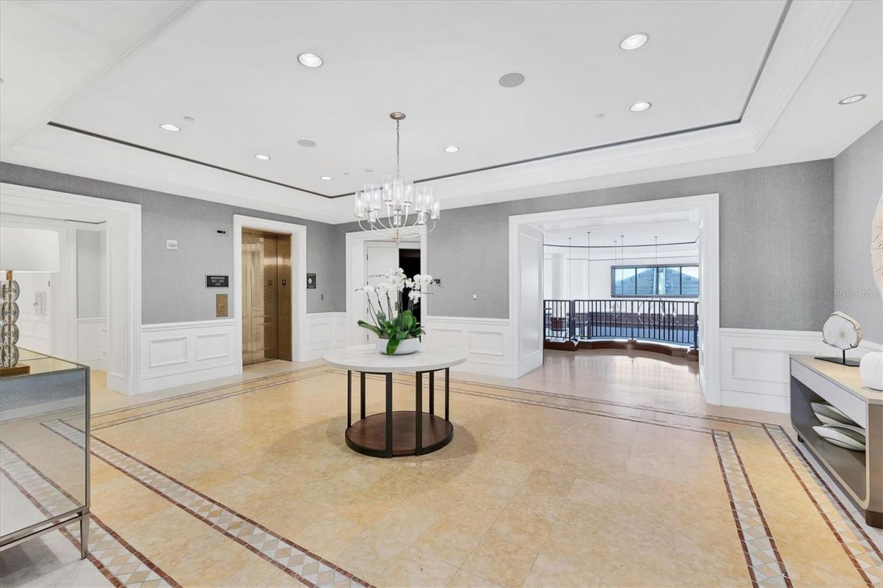 1300 Benjamin Franklin Drive, Unit 304, Sarasota, FL 34236 Photo