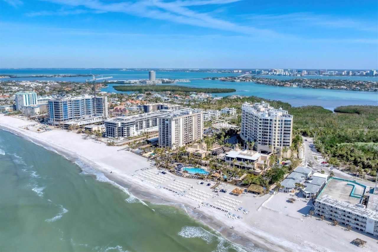 1300 Benjamin Franklin Drive, Unit 304, Sarasota, FL 34236 Photo