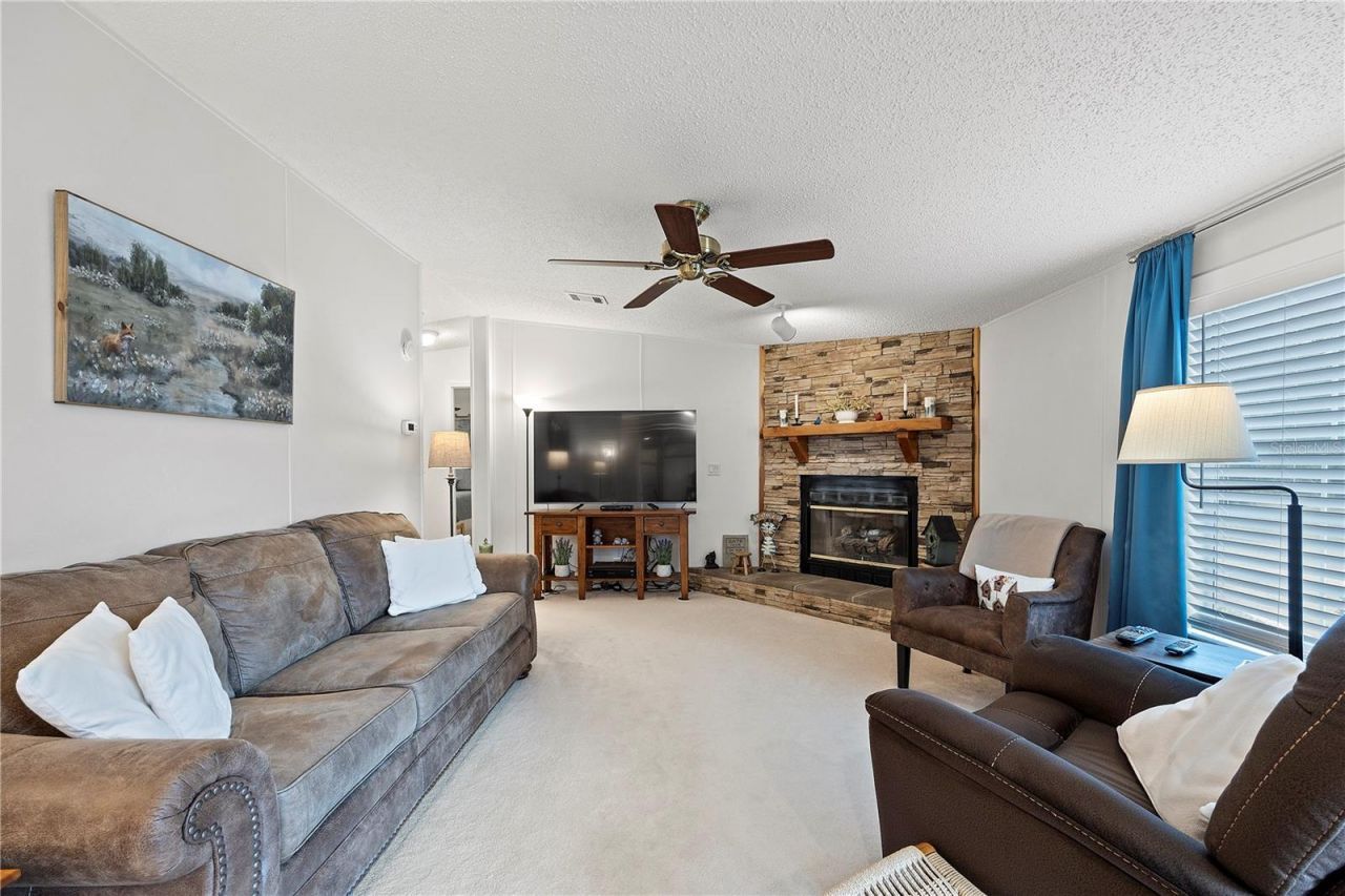 9972 SW County Road 240, Lake City, FL 32024 Photo