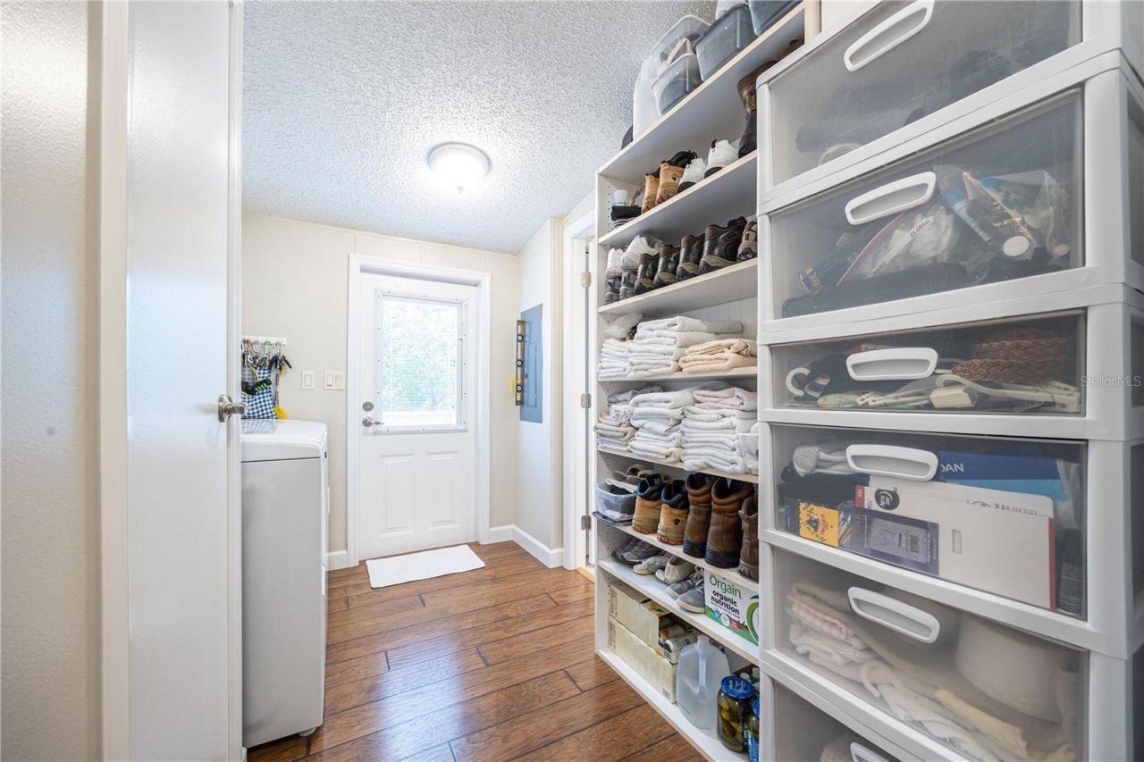 9972 SW County Road 240, Lake City, FL 32024 Photo