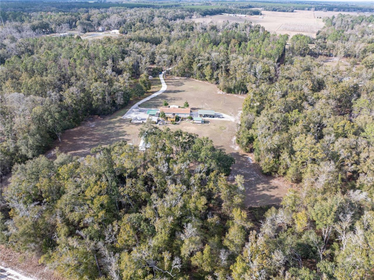 9972 SW County Road 240, Lake City, FL 32024 Photo