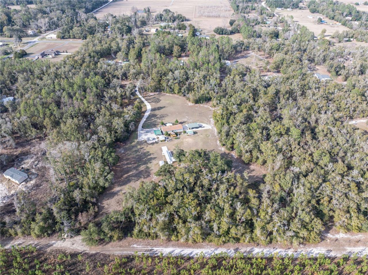 9972 SW County Road 240, Lake City, FL 32024 Photo