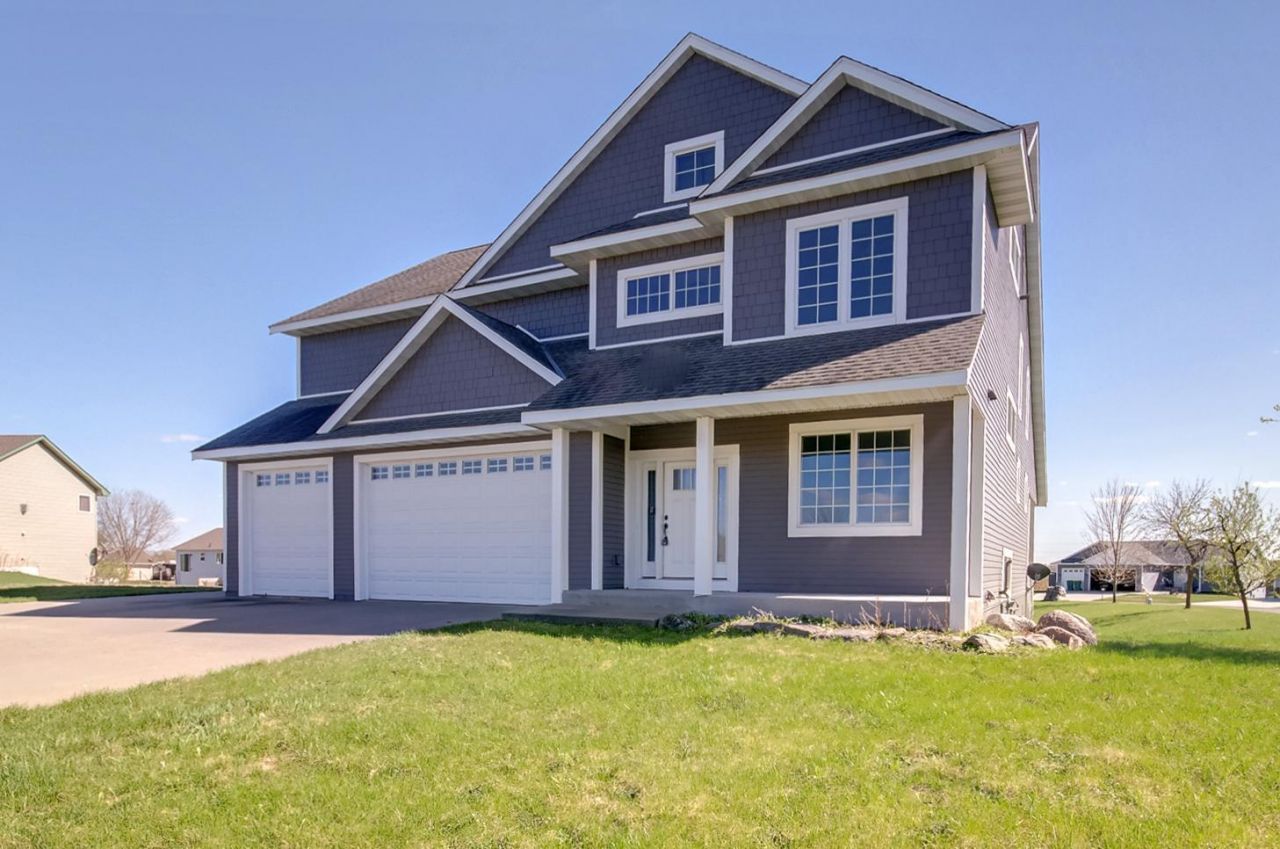 1201 Meadow Street NW, Montgomery, MN 56069