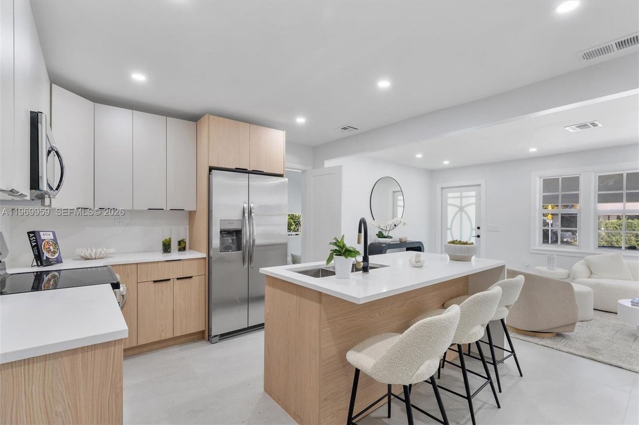 560 NE 110th Ter, Miami, FL 33161 Photo