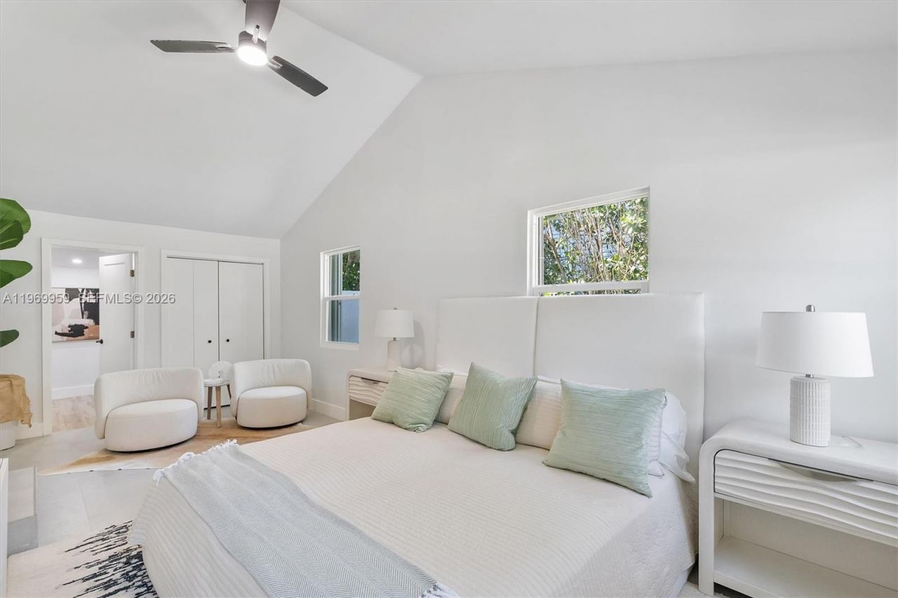 560 NE 110th Ter, Miami, FL 33161 Photo