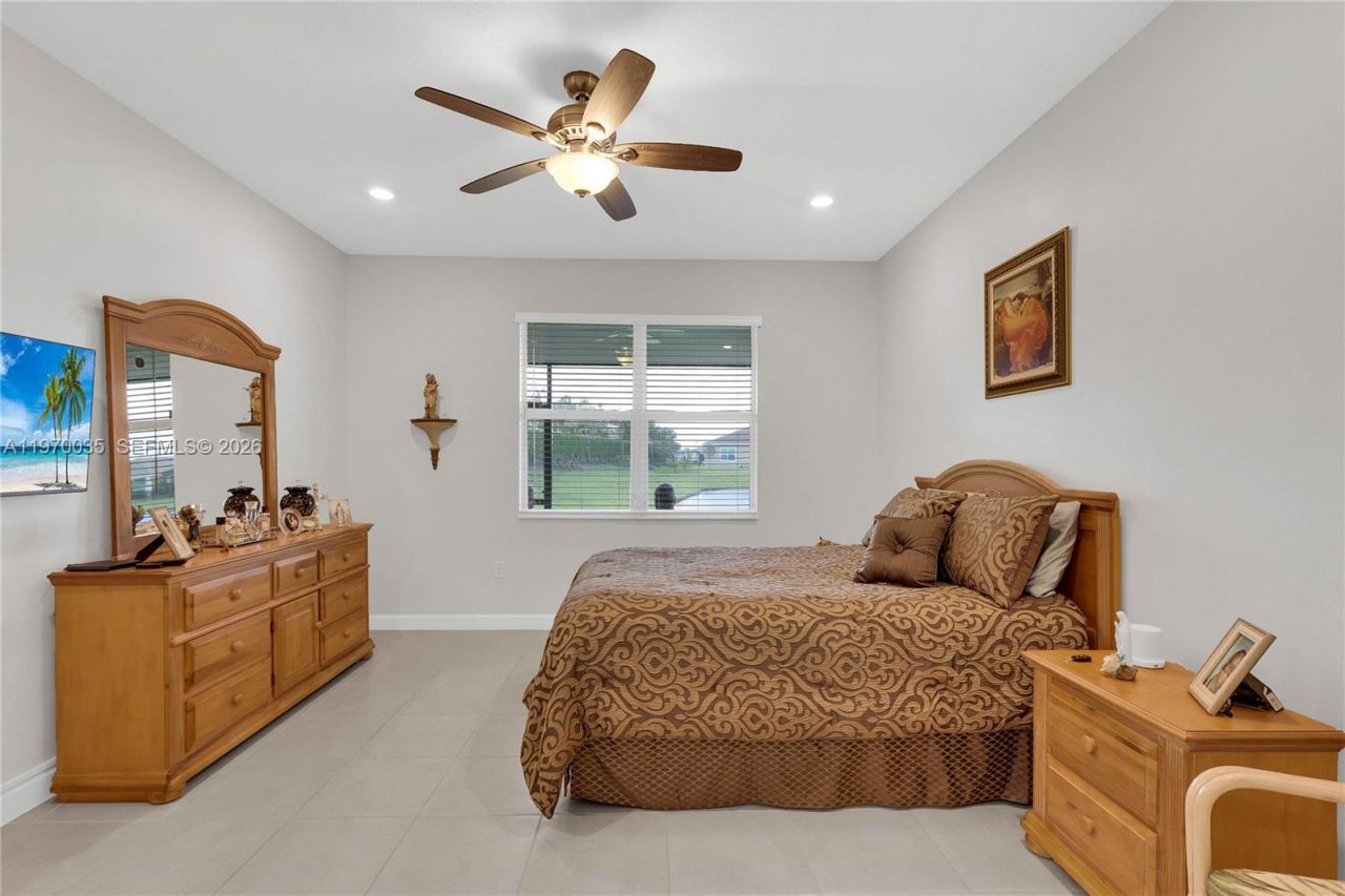 548 SE Plumeria Dr, Port Saint Lucie, FL 34984 Photo