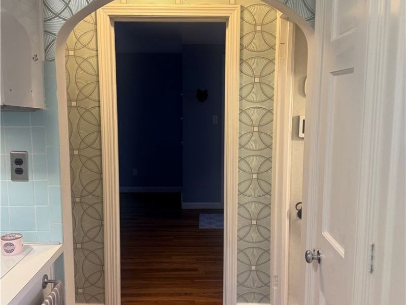 19131 S Lake Shore Boulevard, Euclid, OH 44119 Photo 12