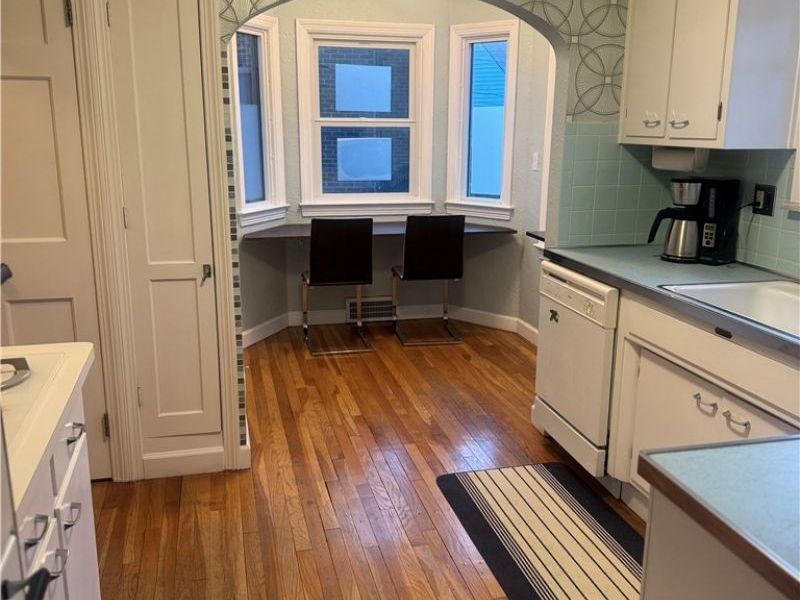 19131 S Lake Shore Boulevard, Euclid, OH 44119 Photo 8