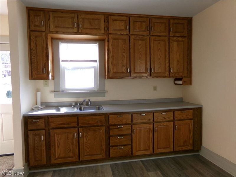 1215 Denman Avenue, Coshocton, OH 43812 Photo 7