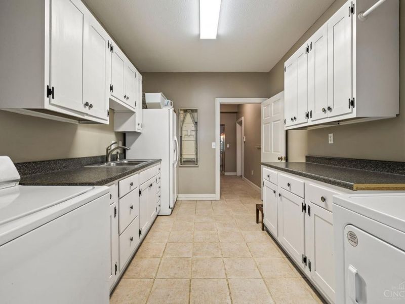 1675 Middletown Eaton, Madison Twp, OH 45042 Photo 17