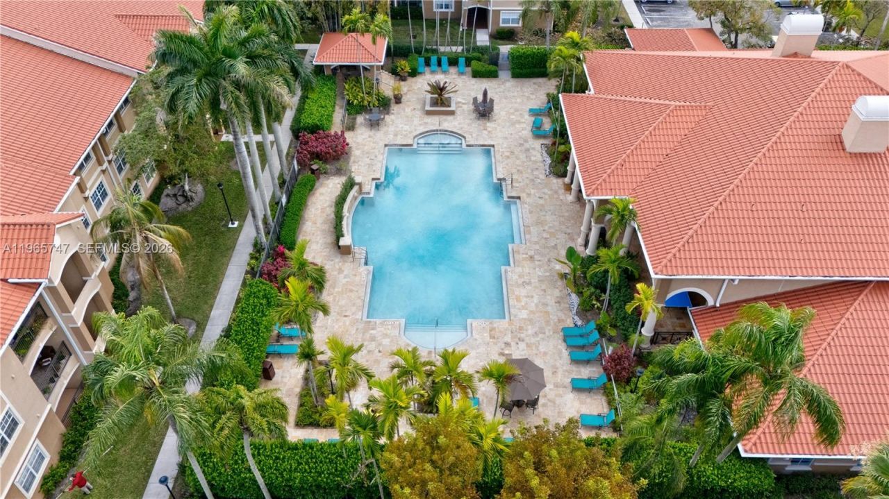 230 SW 117th Ter, Unit 11108, Pembroke Pines, FL 33025 Photo