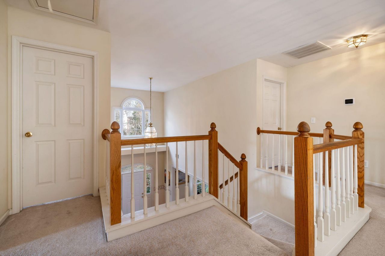 718 High Battery Circle Photo 16