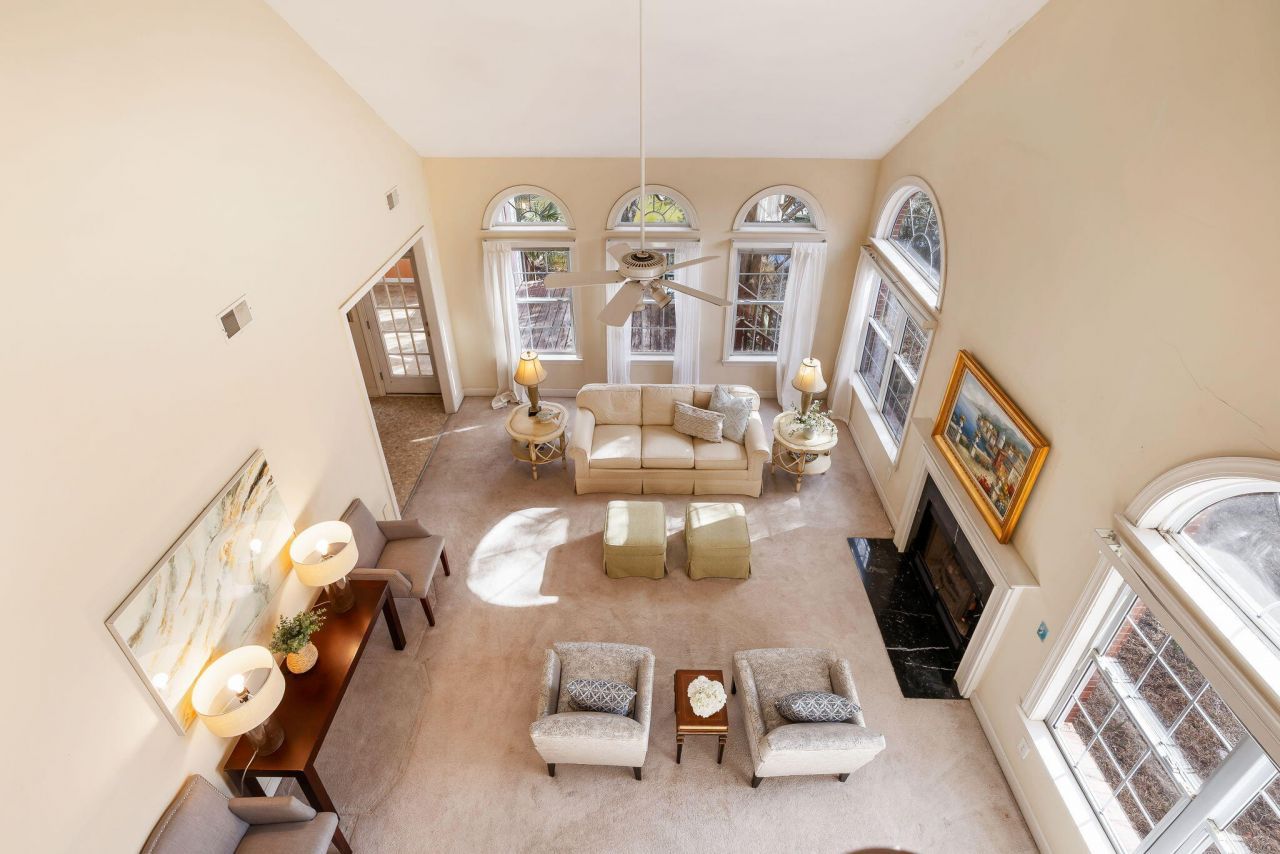 718 High Battery Circle Photo 9