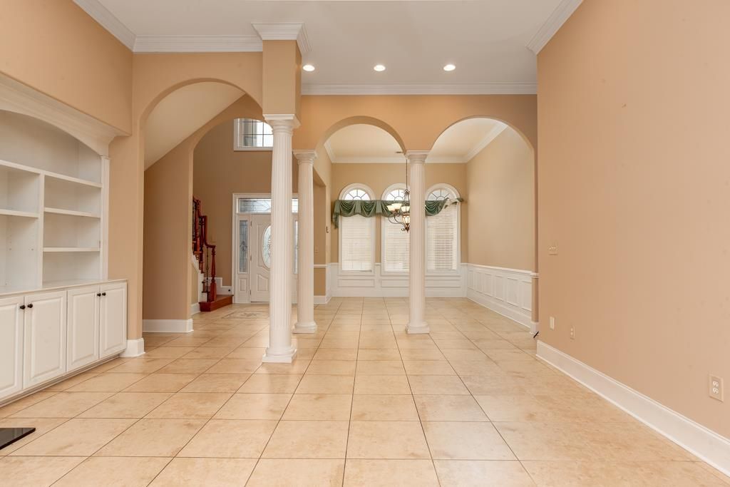 205 Utopiate Ct. Photo 7