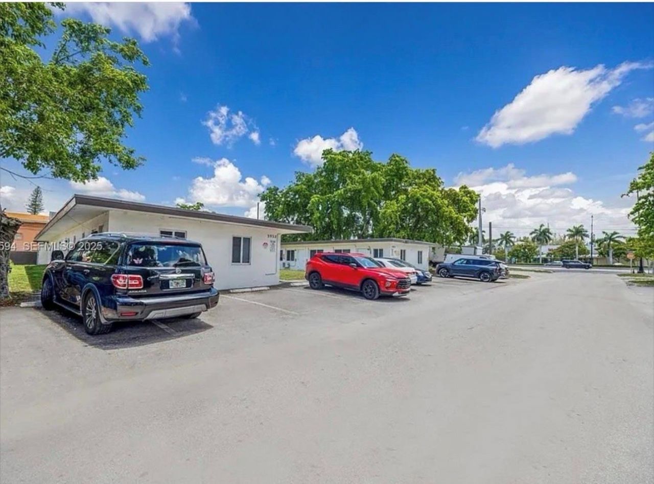 3932 SW 12th Place, Fort Lauderdale, FL 33312 Photo