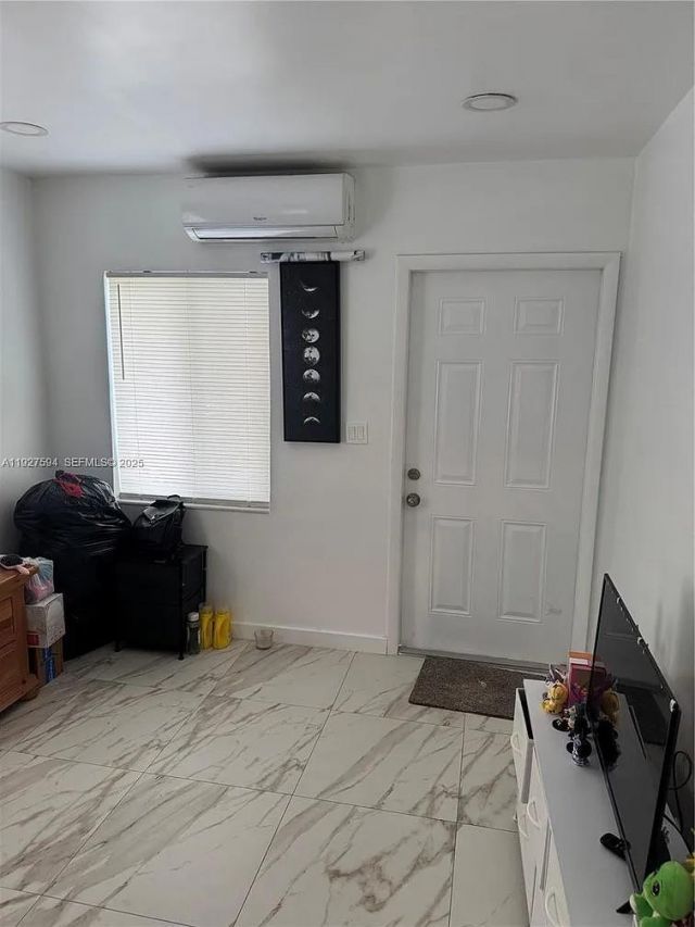 3932 SW 12th Place, Fort Lauderdale, FL 33312 Photo