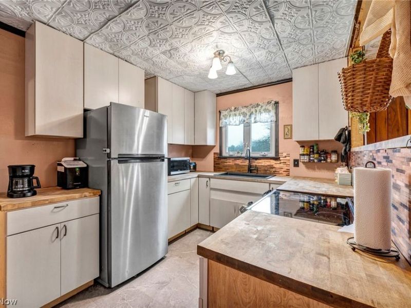 7182 State Route 45, North Bloomfield, OH 44450 Photo 17