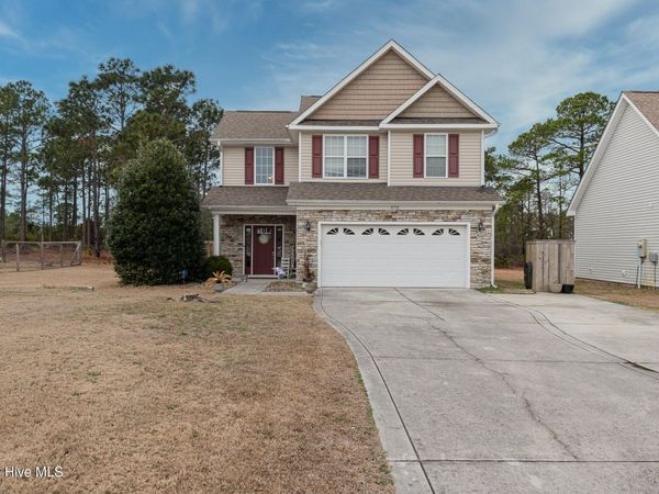 273 Inverness Drive, Hubert, NC 28539