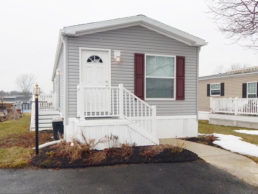 124 Parkside Court, North Wales, PA 19454 Main Photo