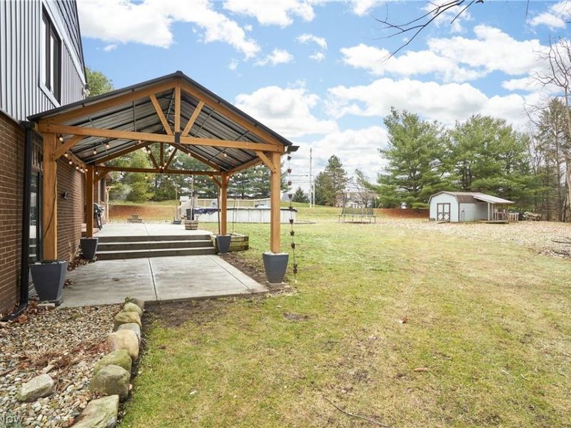 4110 Big Spruce Drive, Akron, OH 44333 Photo 31