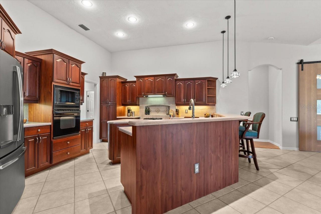 7530 Tori Way, Bradenton, FL 34202 Photo