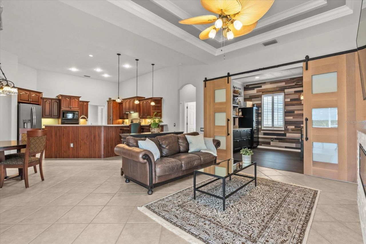 7530 Tori Way, Bradenton, FL 34202 Photo