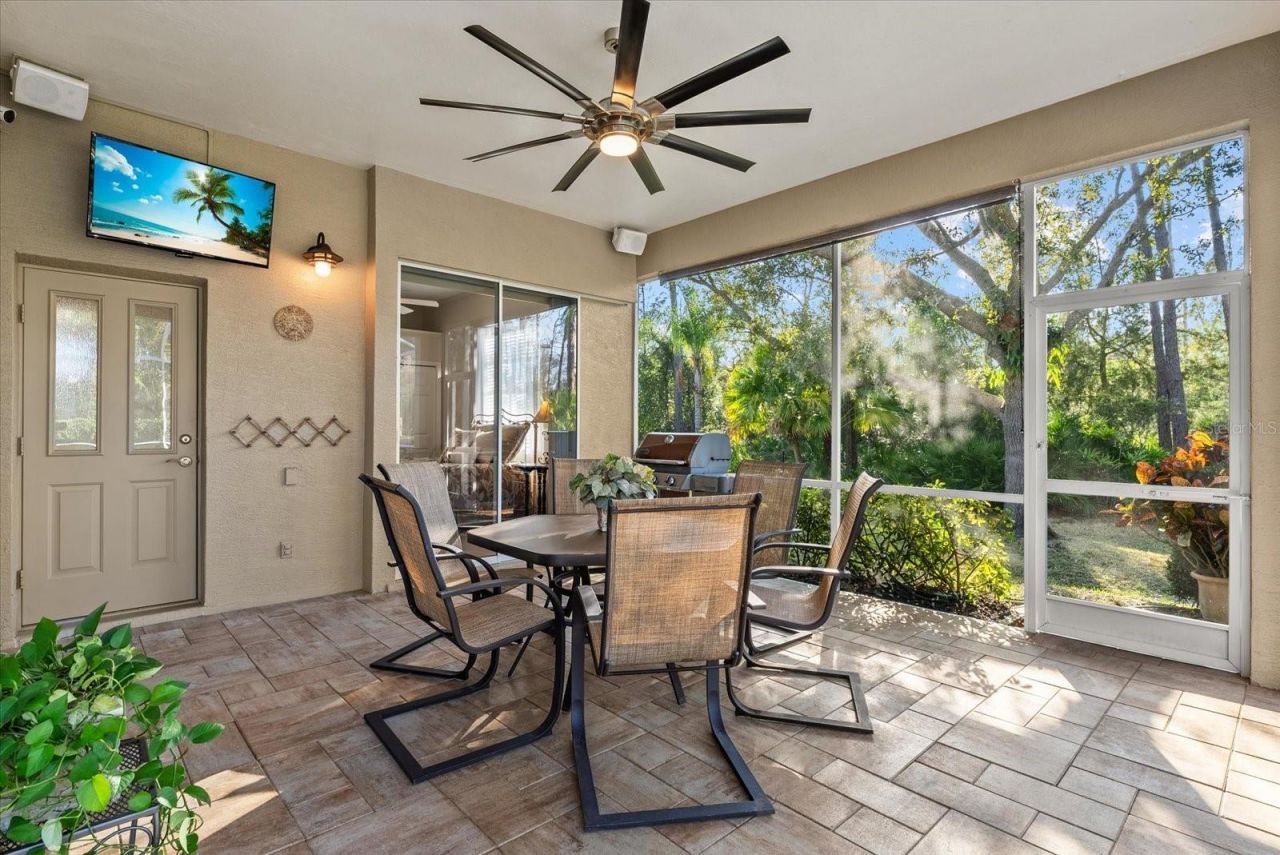 7530 Tori Way, Bradenton, FL 34202 Photo