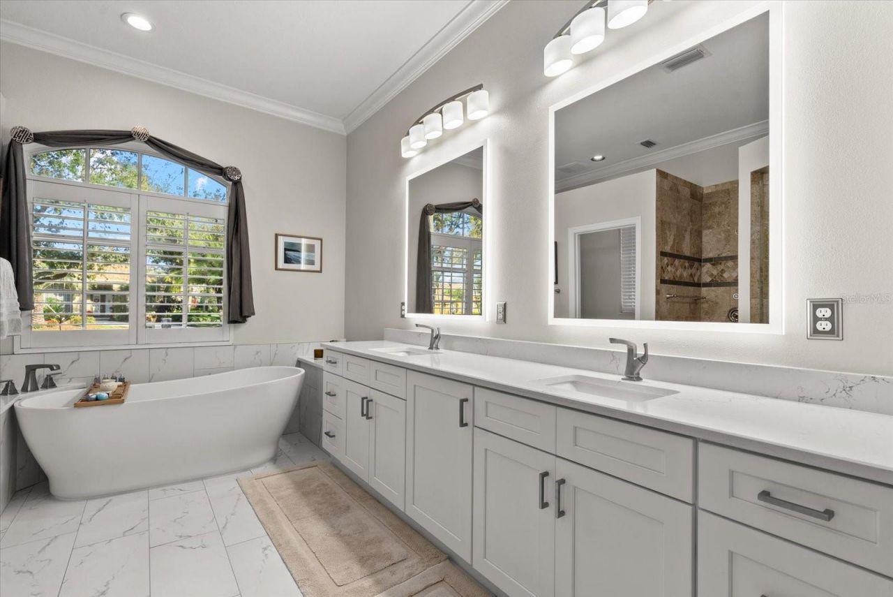 7530 Tori Way, Bradenton, FL 34202 Photo