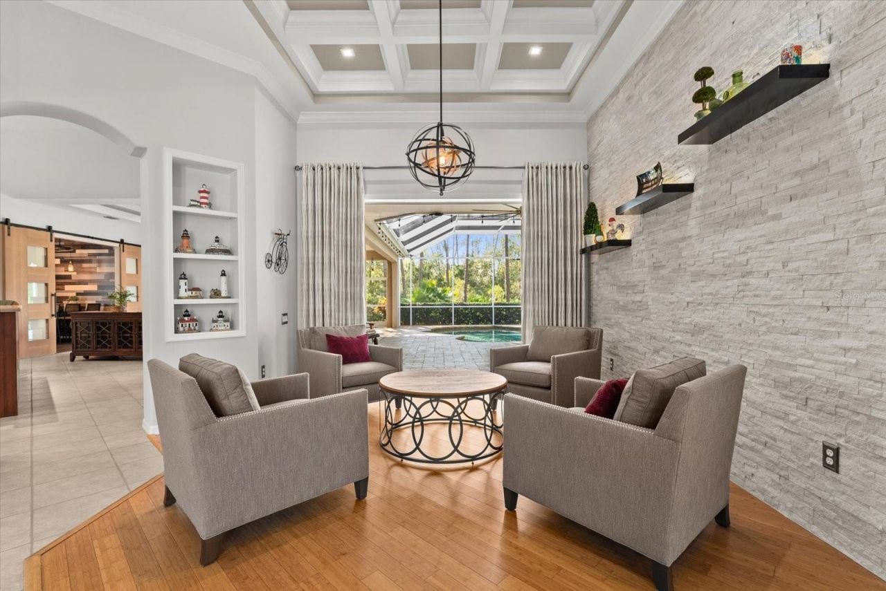 7530 Tori Way, Bradenton, FL 34202 Photo